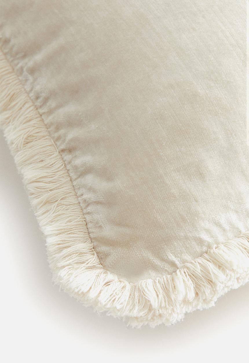 H&M - Fringed velvet cushion cover - beige