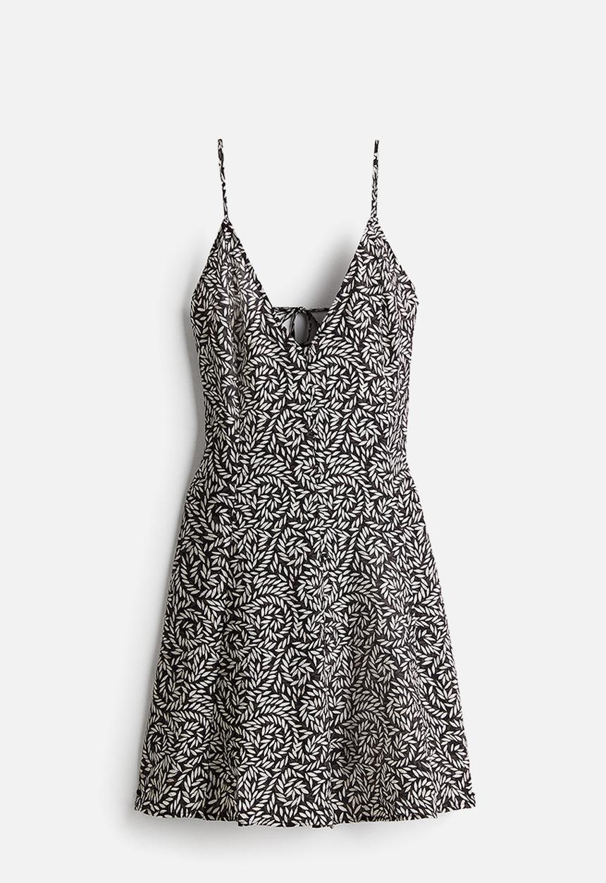 H&M - A-line strappy dress - black/patterned