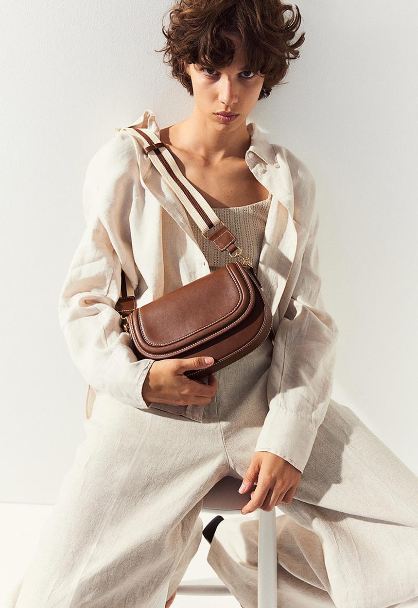 H&M - Crossbody saddle bag - brown