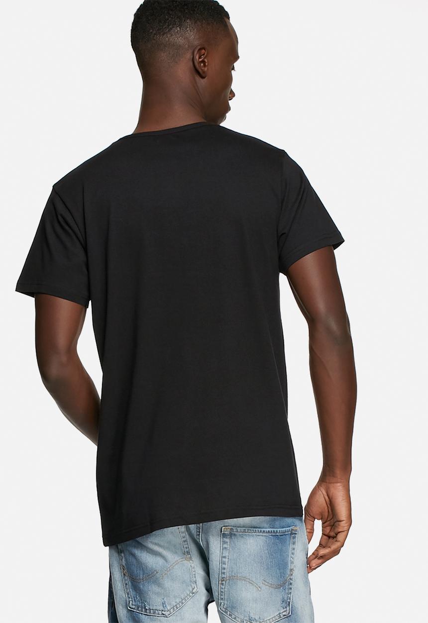 basicthread - Henley tee