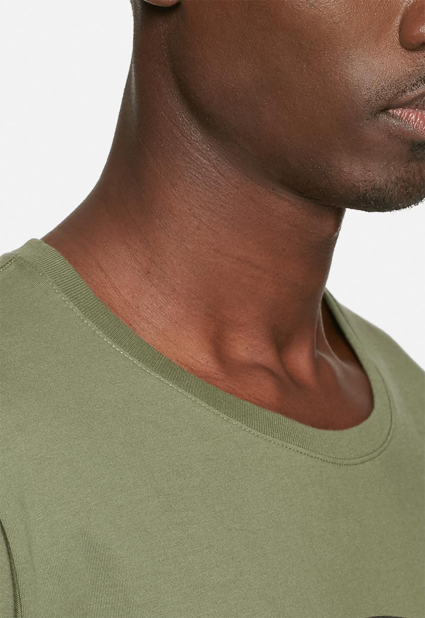 basicthread - Graphic tee