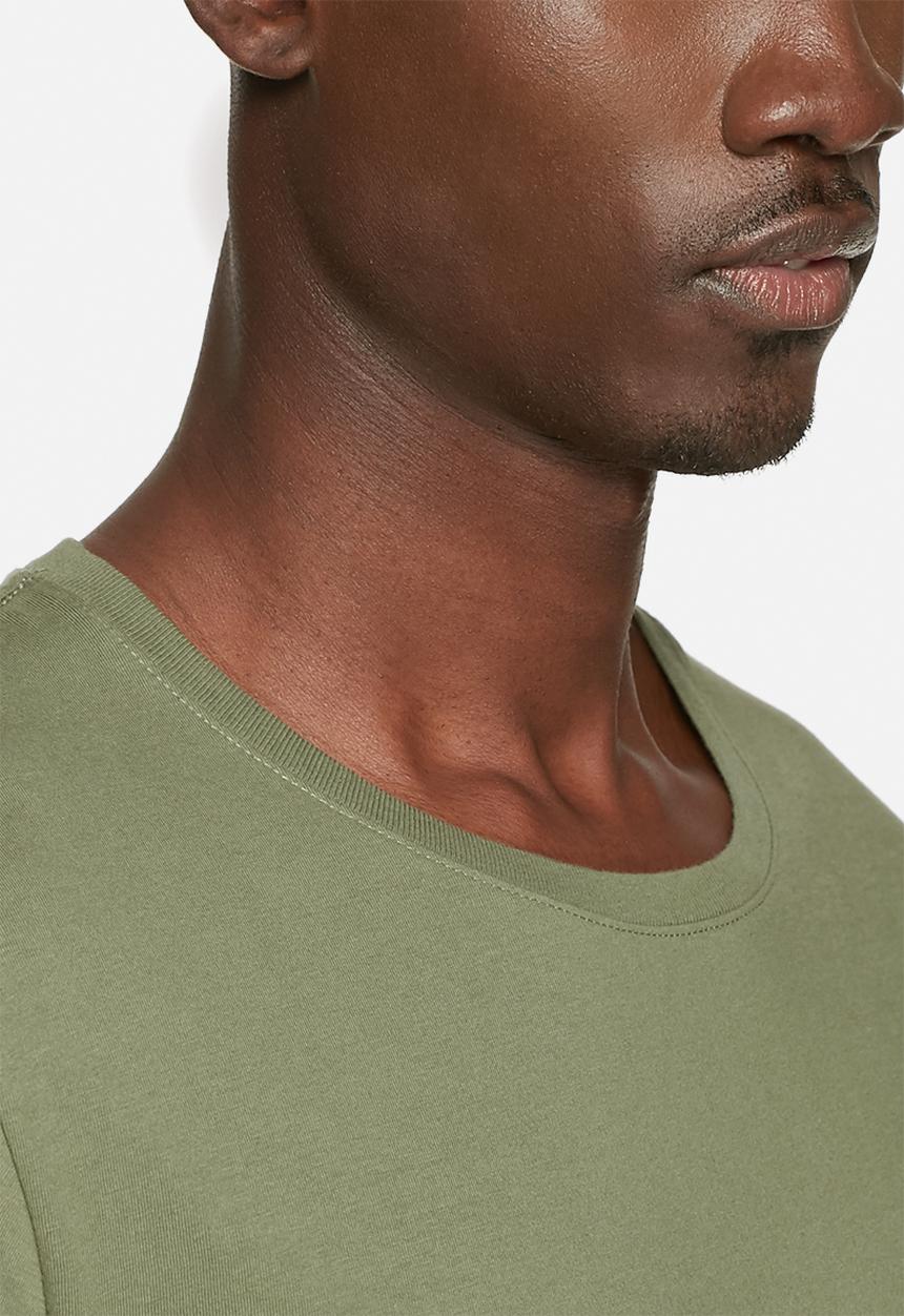 basicthread - Basic scoop neck tee