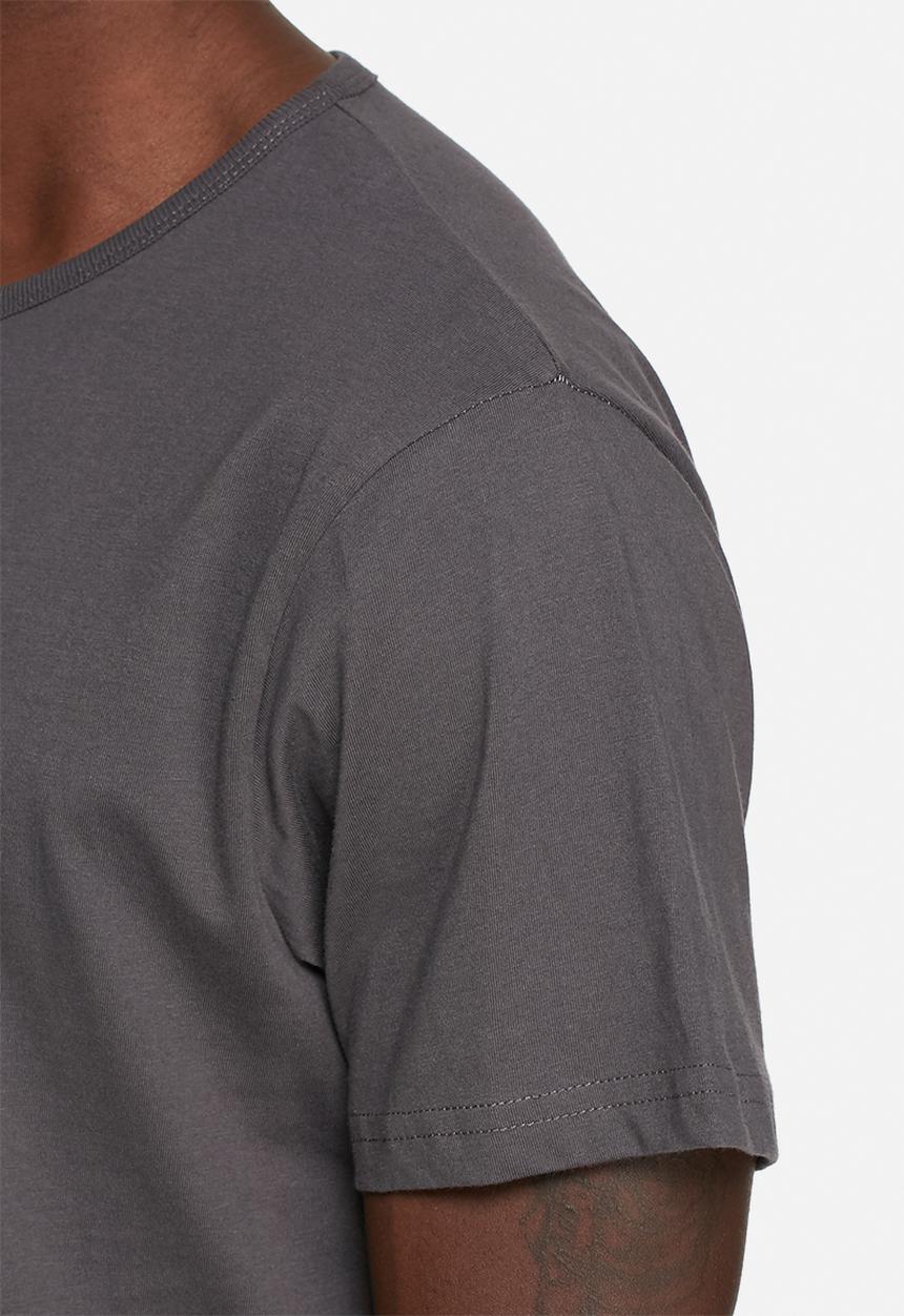 basicthread - Henley tee