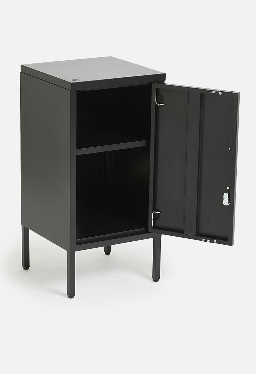 Popstrukt - Sup x Pop -Sugar Cube Side Table- matt black