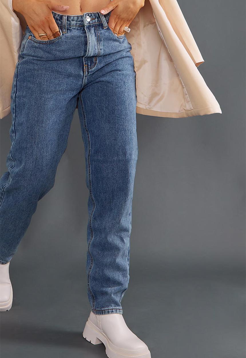 PrettyLittleThing - PLT Mom Jeans - Vintage Wash