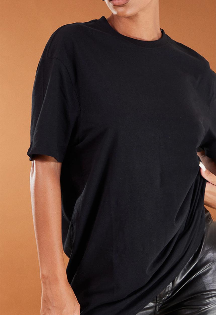 PrettyLittleThing - Cotton Black Oversized T-Shirt - Black