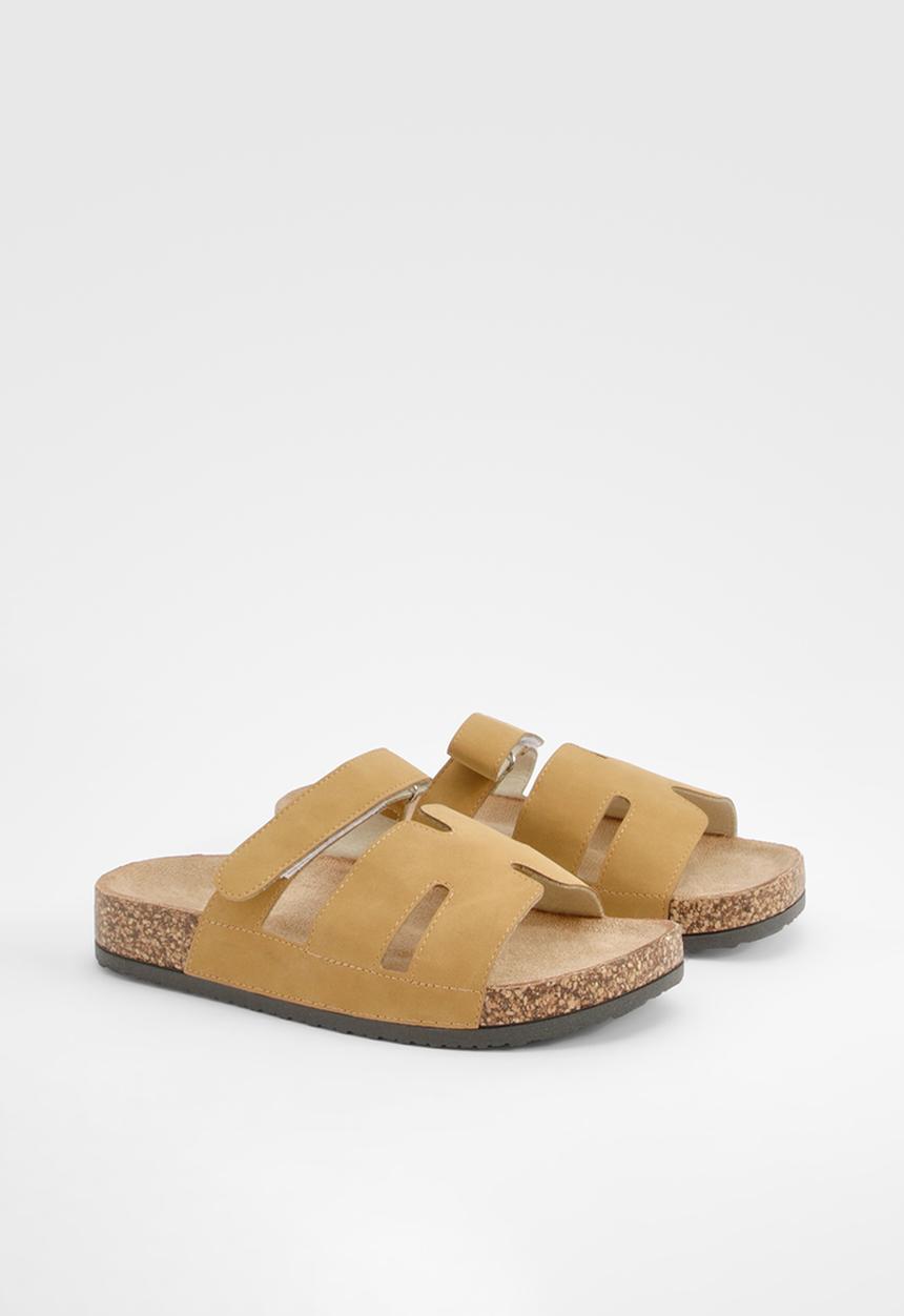 boohoo - Cut Out Strap Detail Sliders - taupe