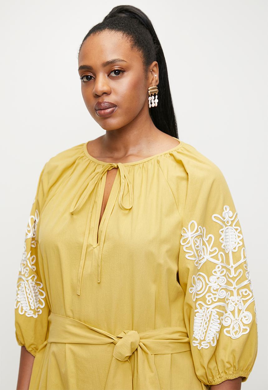 edit - Short sleeve embroidery tunic - yellow