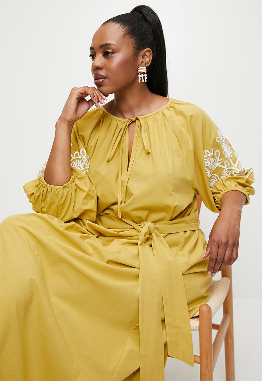 edit - Short sleeve embroidery tunic - yellow