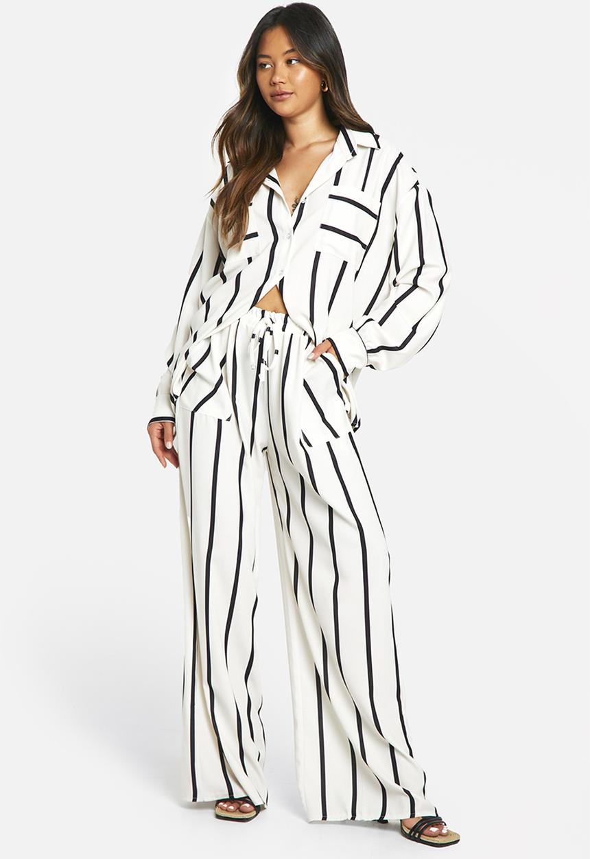 boohoo - Hammered Mono Stripe Wide Leg Trousers - white