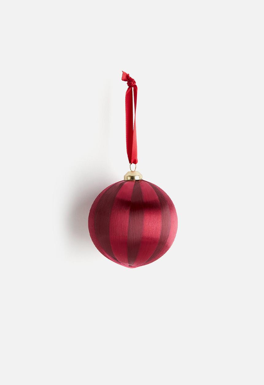 H&M - Satin thread bauble - red striped