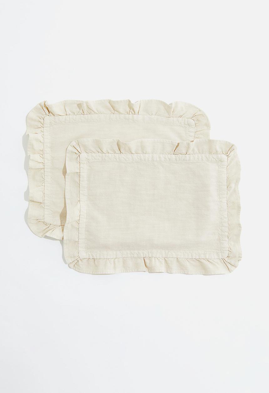 H&M - 2-Pack frill-trimmed place mats - light beige