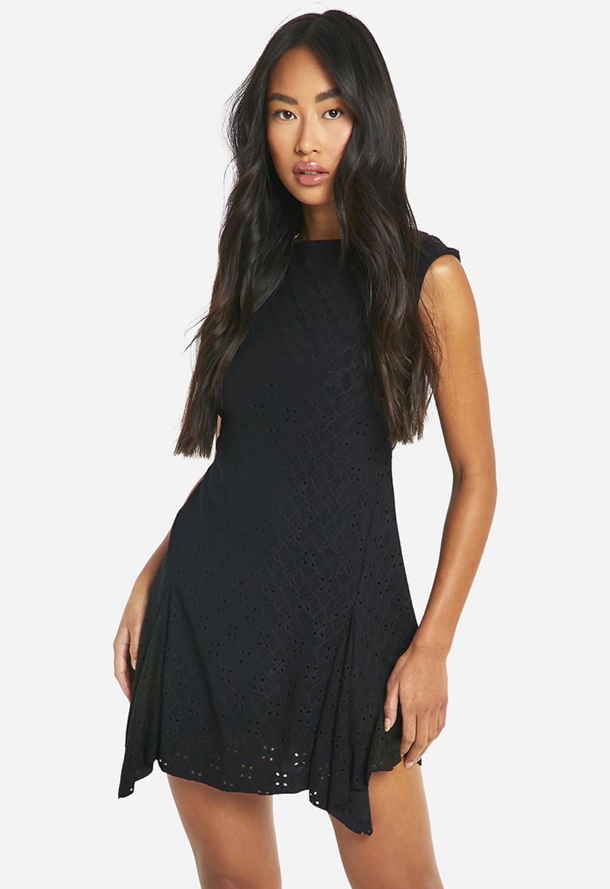 boohoo - Broderie Godet Mini Dress - Black