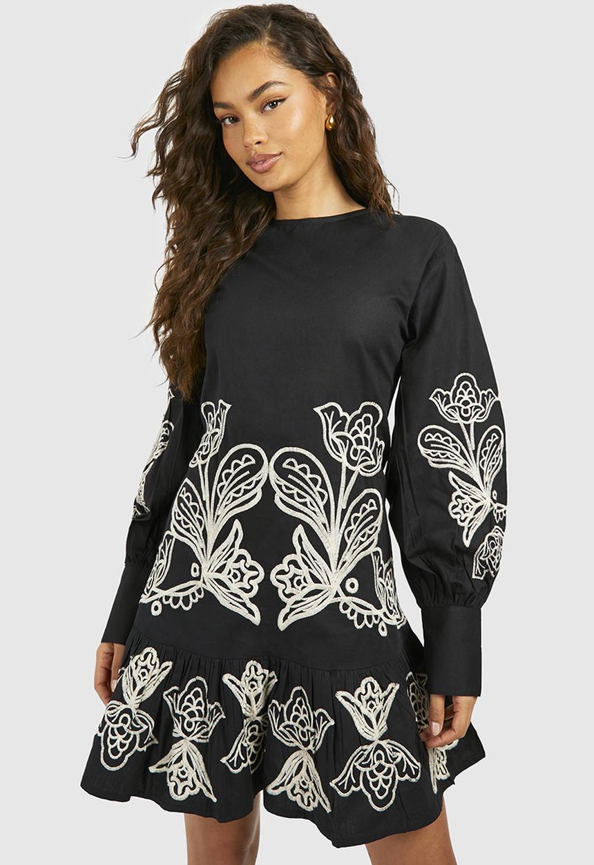 boohoo - Embroidered Poplin Mini Dress - Black