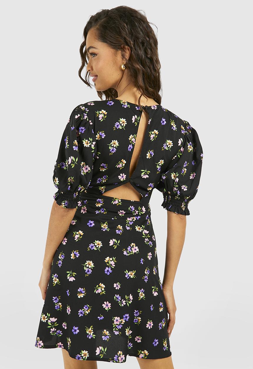 boohoo - Ditsy Floral Puff Sleeve Smock Dress - Black