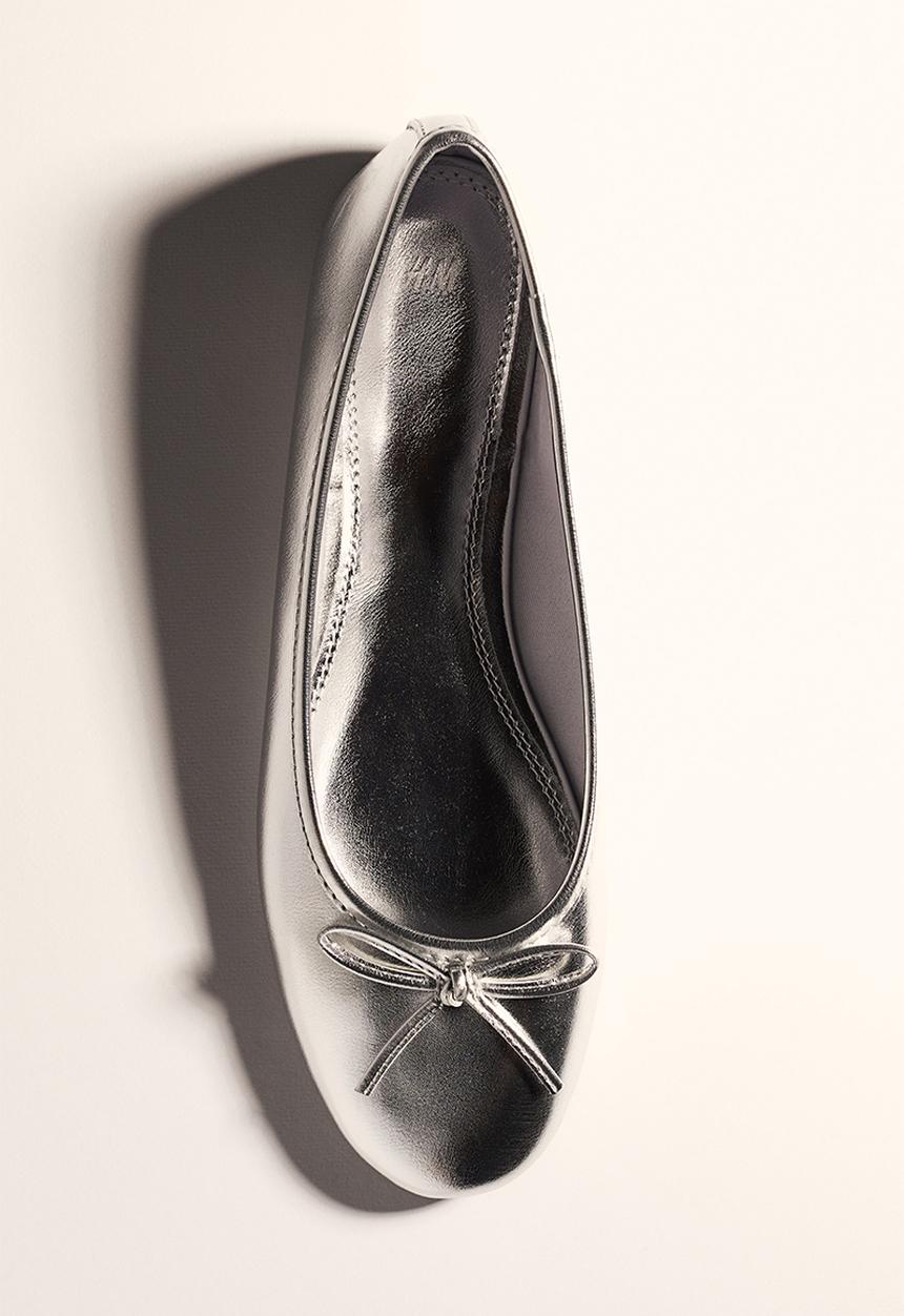 H&M - Ballet pumps - silver-coloured