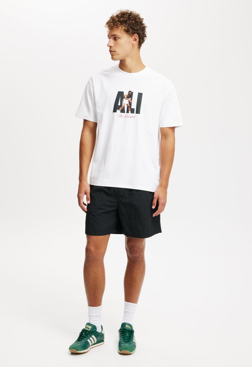 Cotton On - Ali loose fit T-shirt - lcn ali white/ali - the greatest