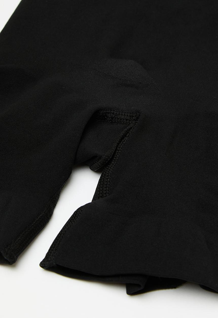 Easy Curves Shapewear - Shaping seamless shorts - black