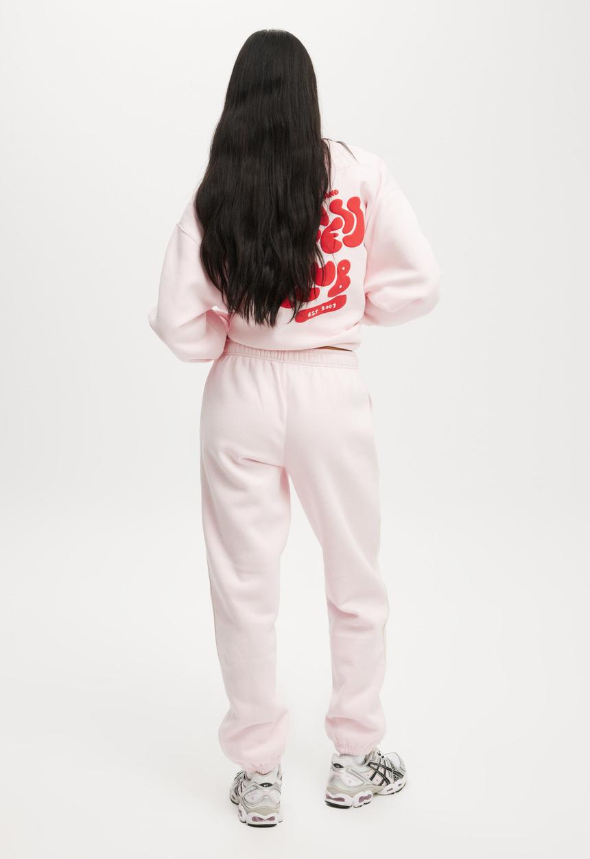 Cotton On - Plush Essential Gym Sweatpant - Cherry Dream/Coconut Milk