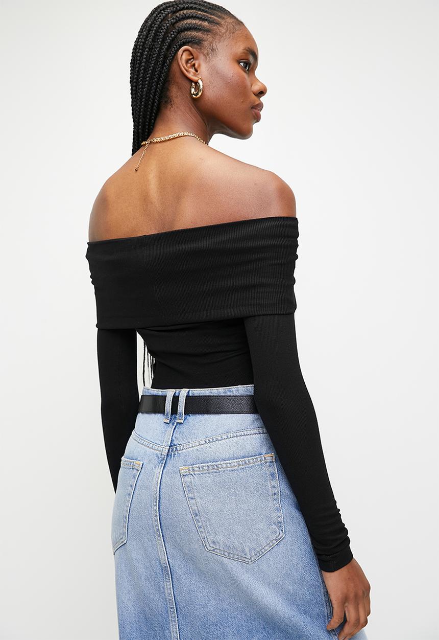Superbalist - Fitted off the shoulder tee - black
