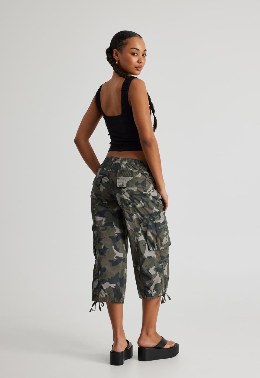 Factorie - Woven Capri Cargo - Camo