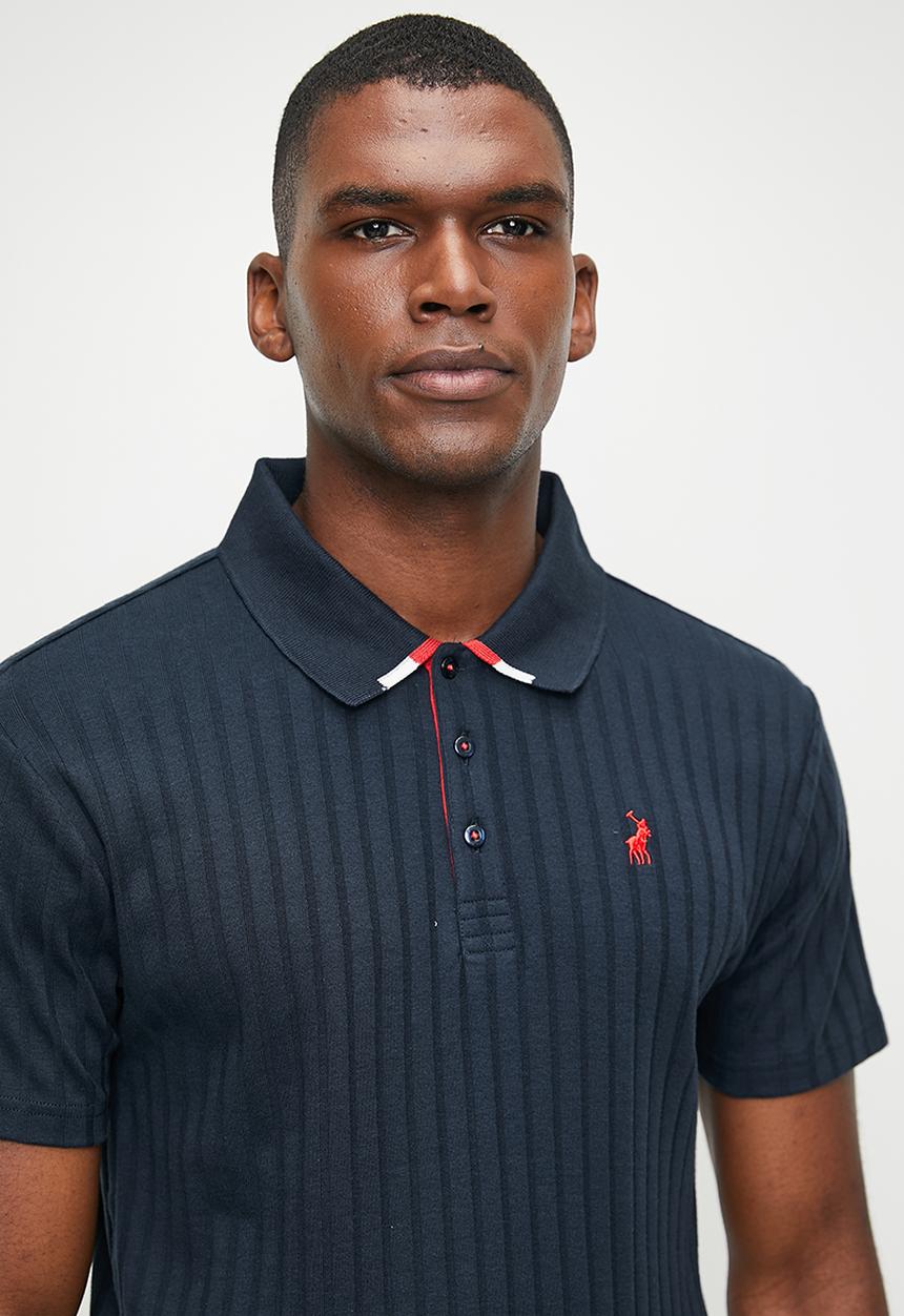 POLO - Andre Textured Short Sleeve Golfer - Navy