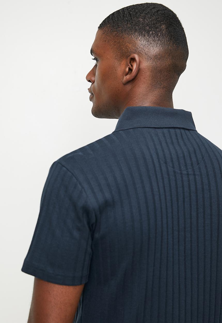 POLO - Andre Textured Short Sleeve Golfer - Navy