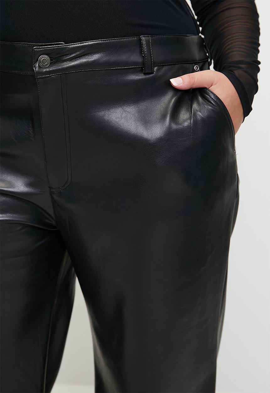 Cotton On - Plus Faux Leather Wide Leg Pant - Black