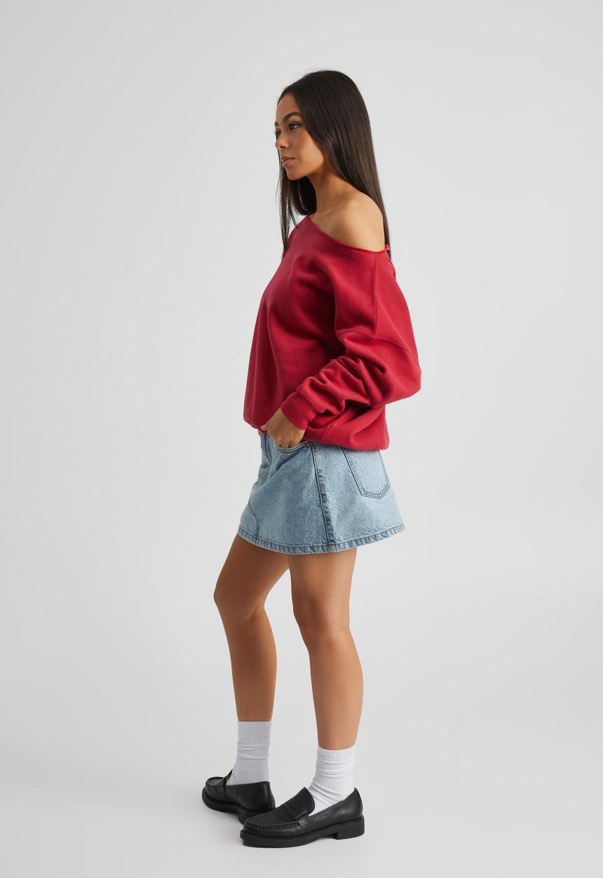 Factorie - Super Slouchy Off Shoulder Crew - Scooter Red