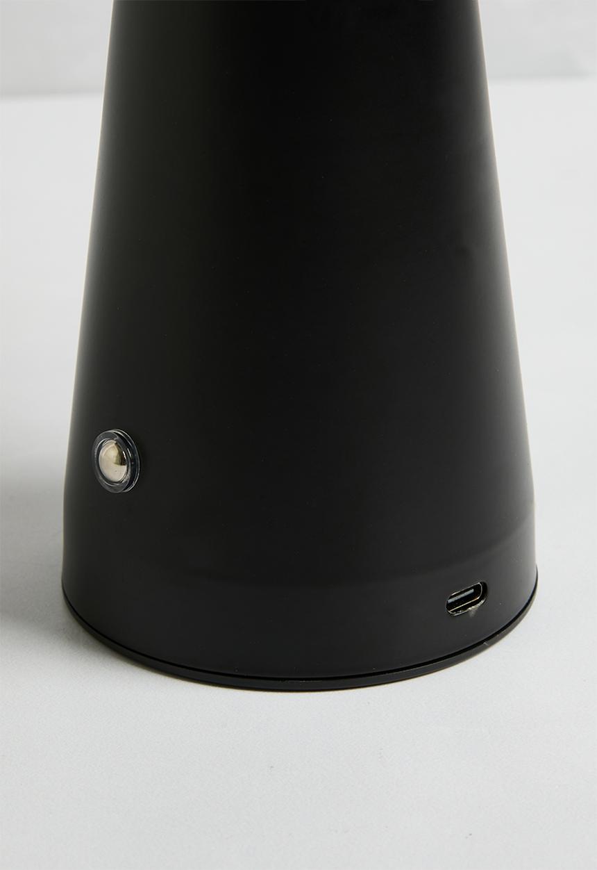 Sixth Floor - Suma LED table lamp - Black