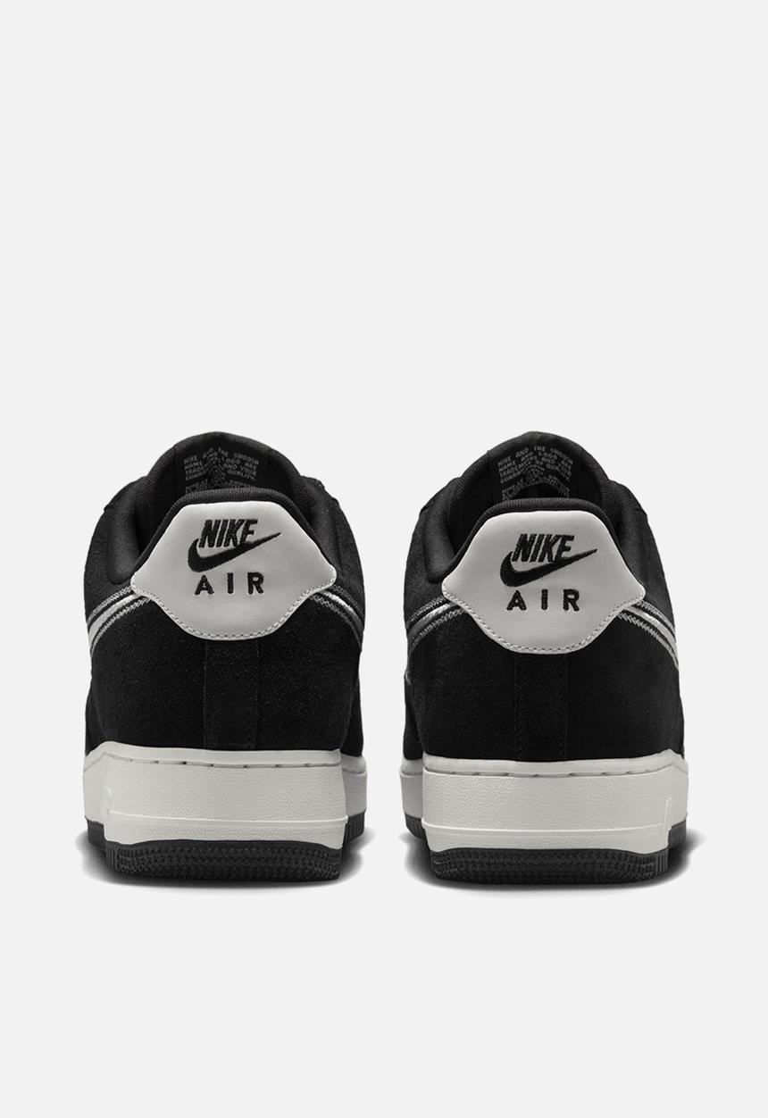 Nike - Air Force 1 '07 lv8