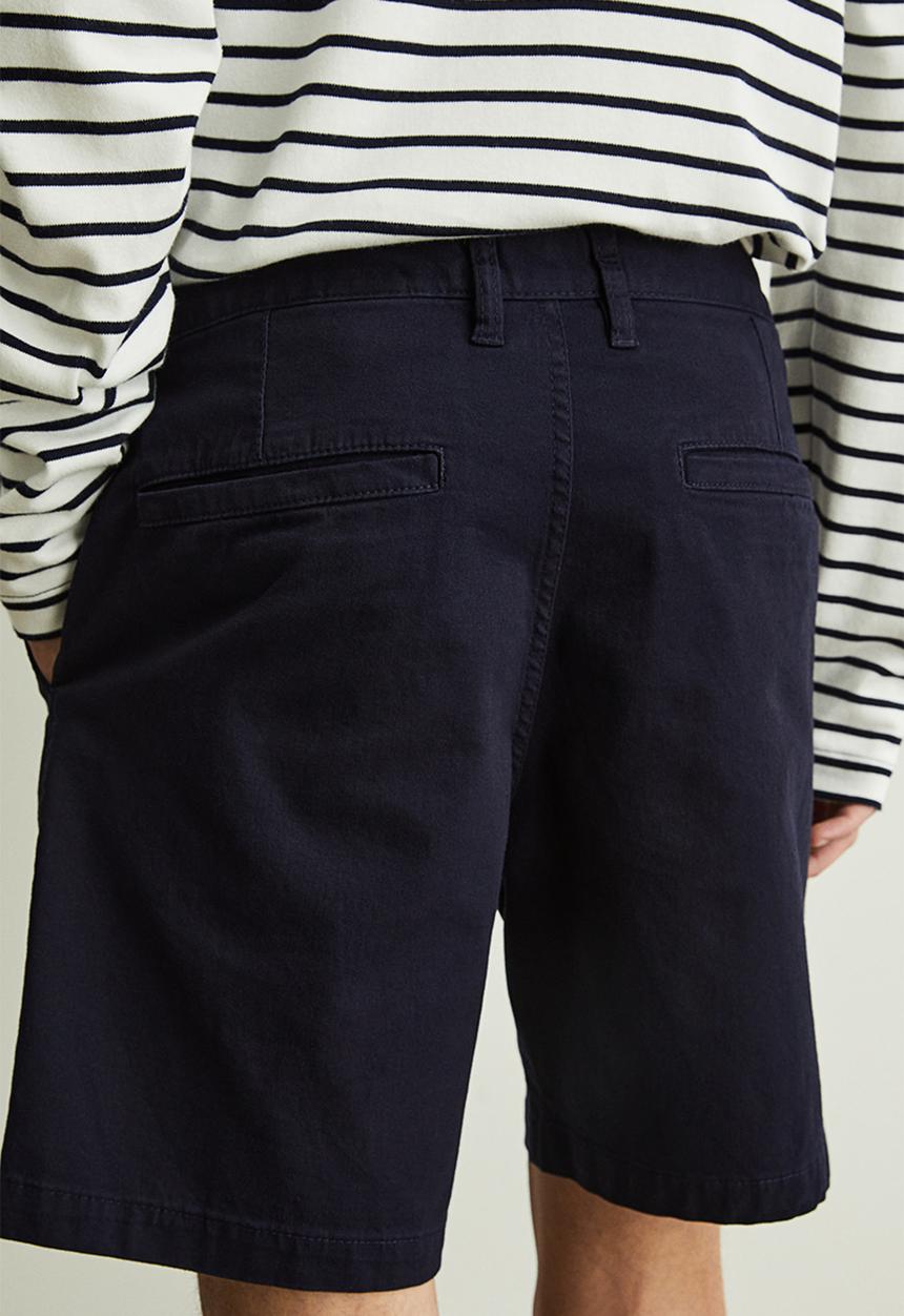 H&M - Regular fit chino shorts - navy blue