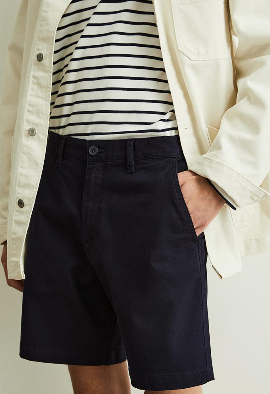 H&M - Regular fit chino shorts - navy blue
