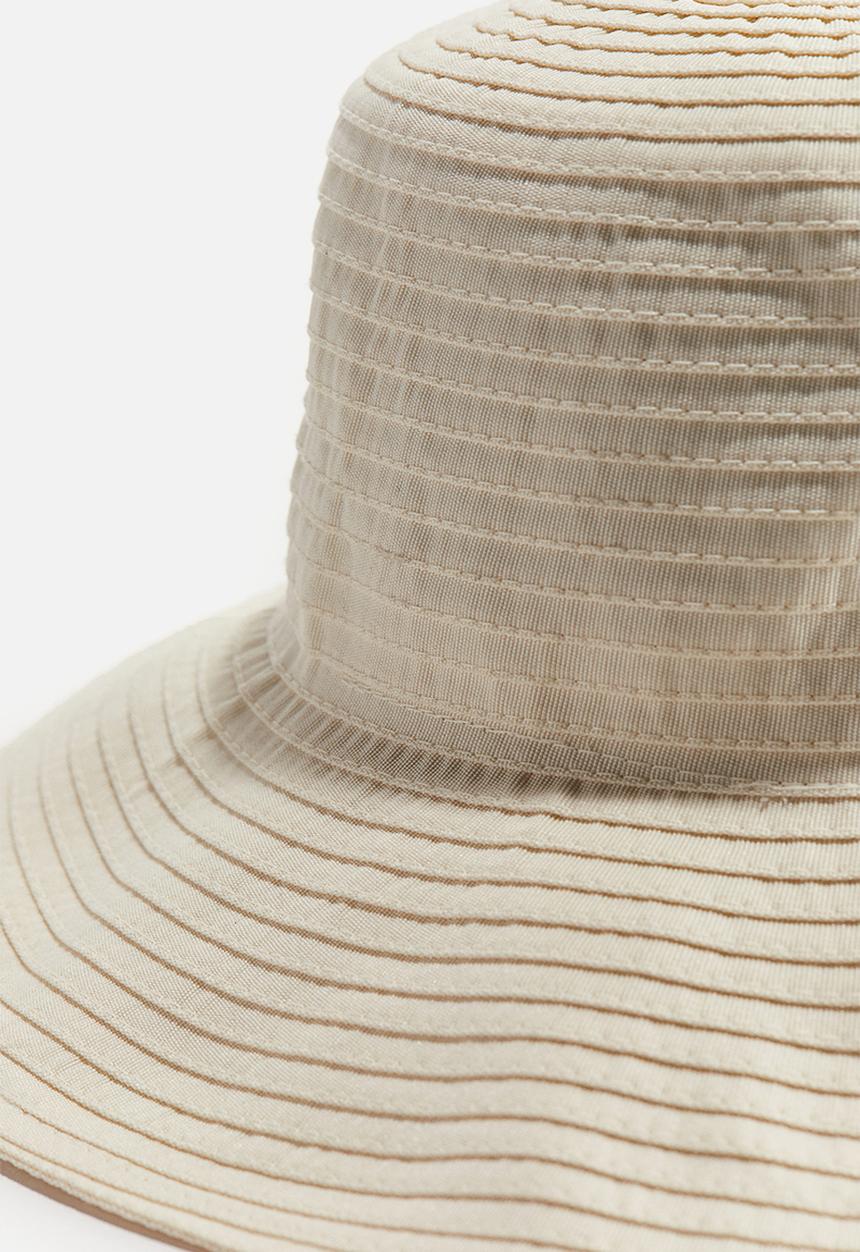H&M - Bucket hat - white