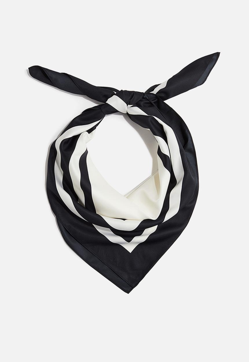 H&M - Patterned scarf - cream black