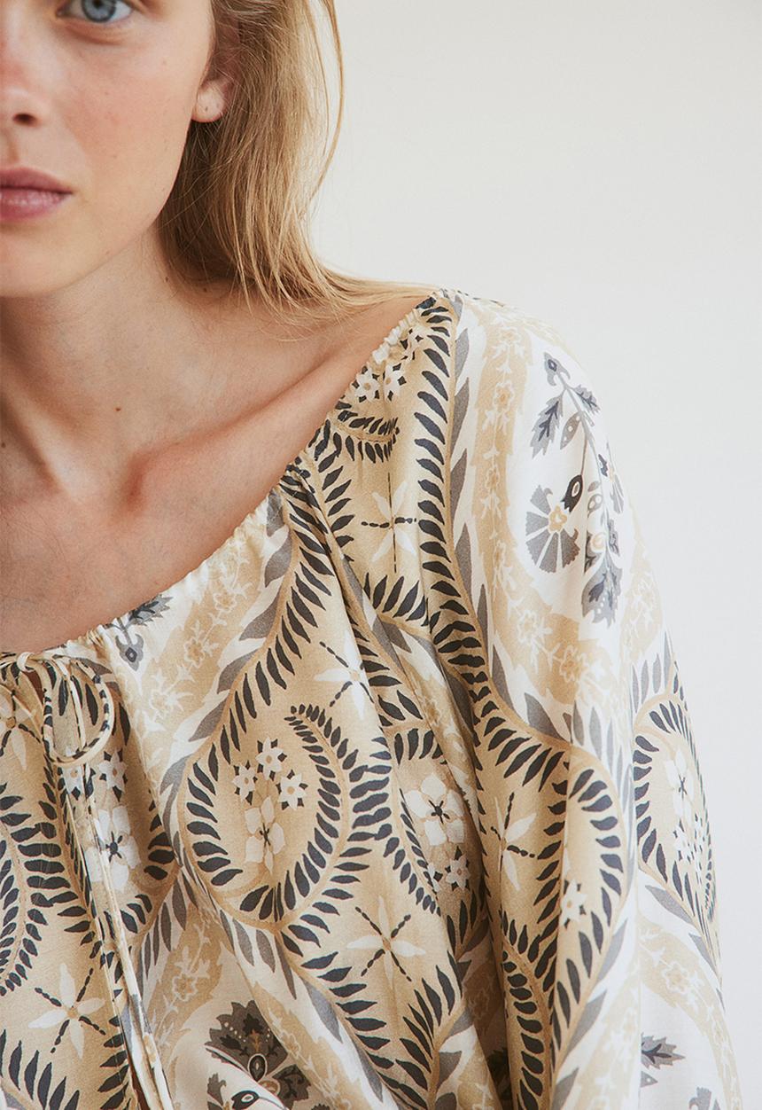 H&M - Drawstring-detail blouse - beige & patterned