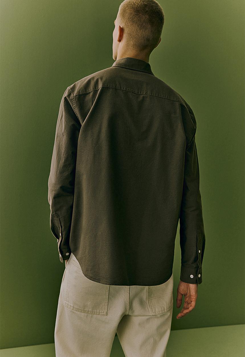 H&M - Regular fit oxford shirt - dark khaki green 