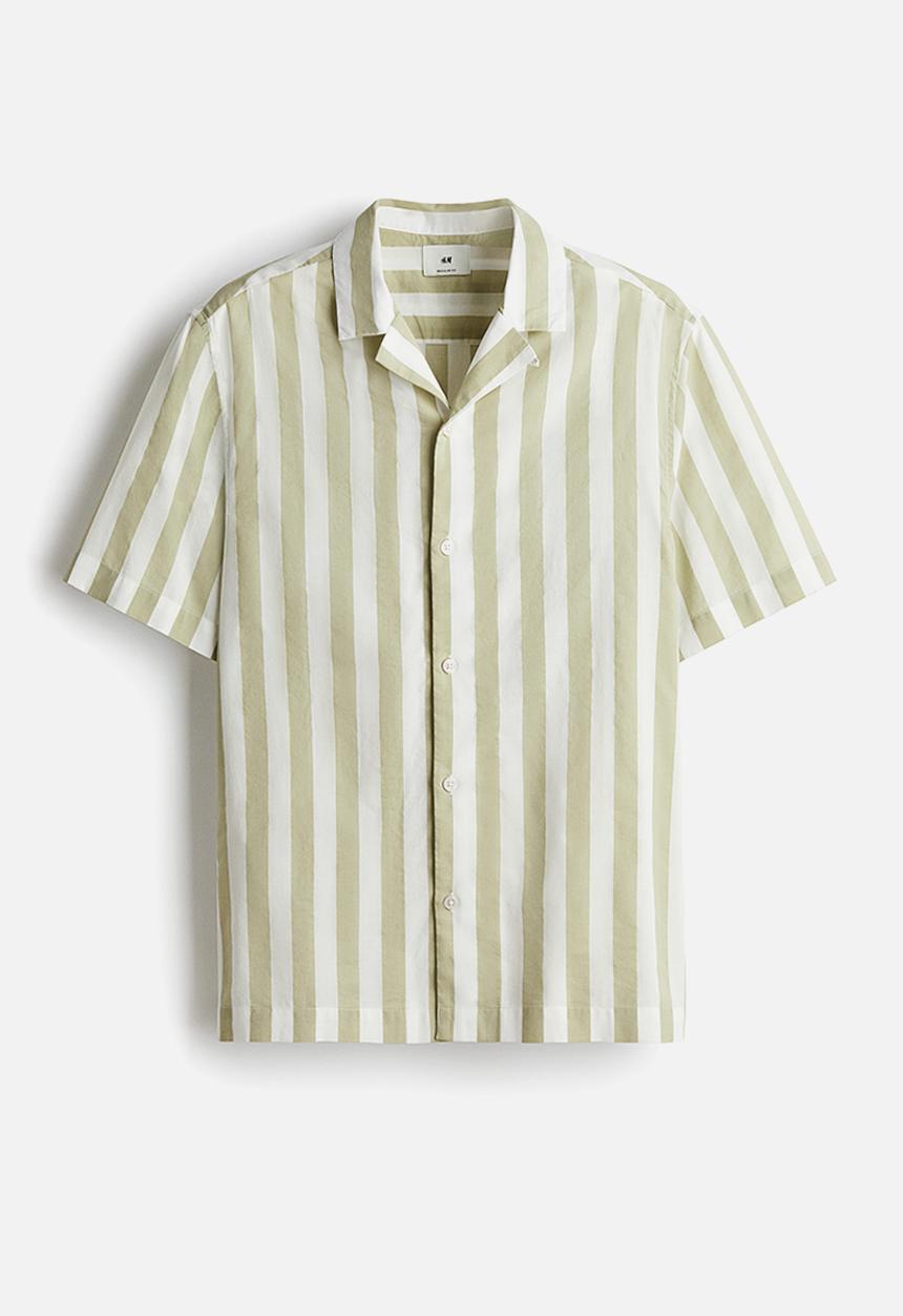 H&M - Regular fit printed resort shirt - green & white striped
