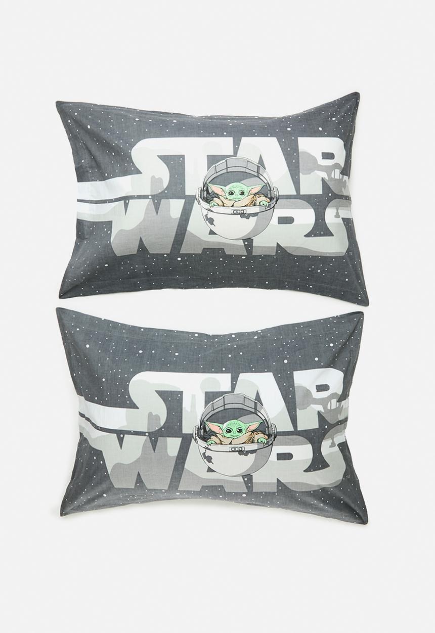 Disney - Mandalorian - The Curious Child 2pc Set of Oxford Pillowcases - multi