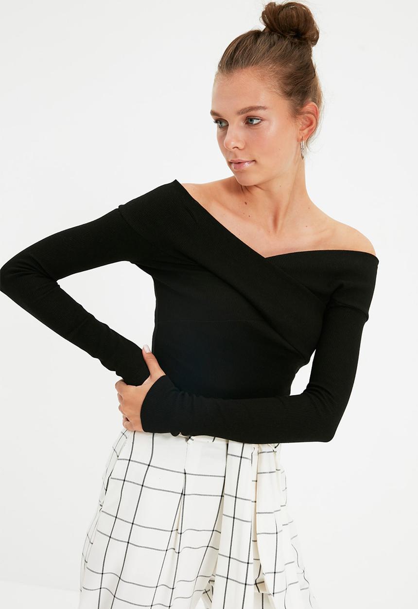 Trendyol - Black slim carmen collar ribbed bodysuit (snap fasteners)