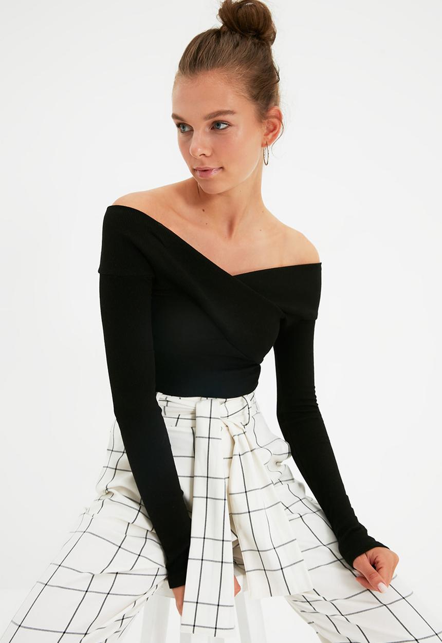 Trendyol - Black slim carmen collar ribbed bodysuit (snap fasteners)