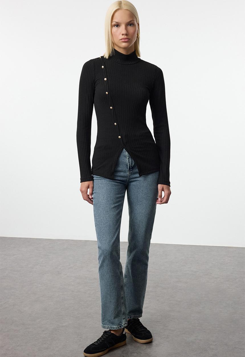Trendyol - Black fitted long sleeve knitted sweater