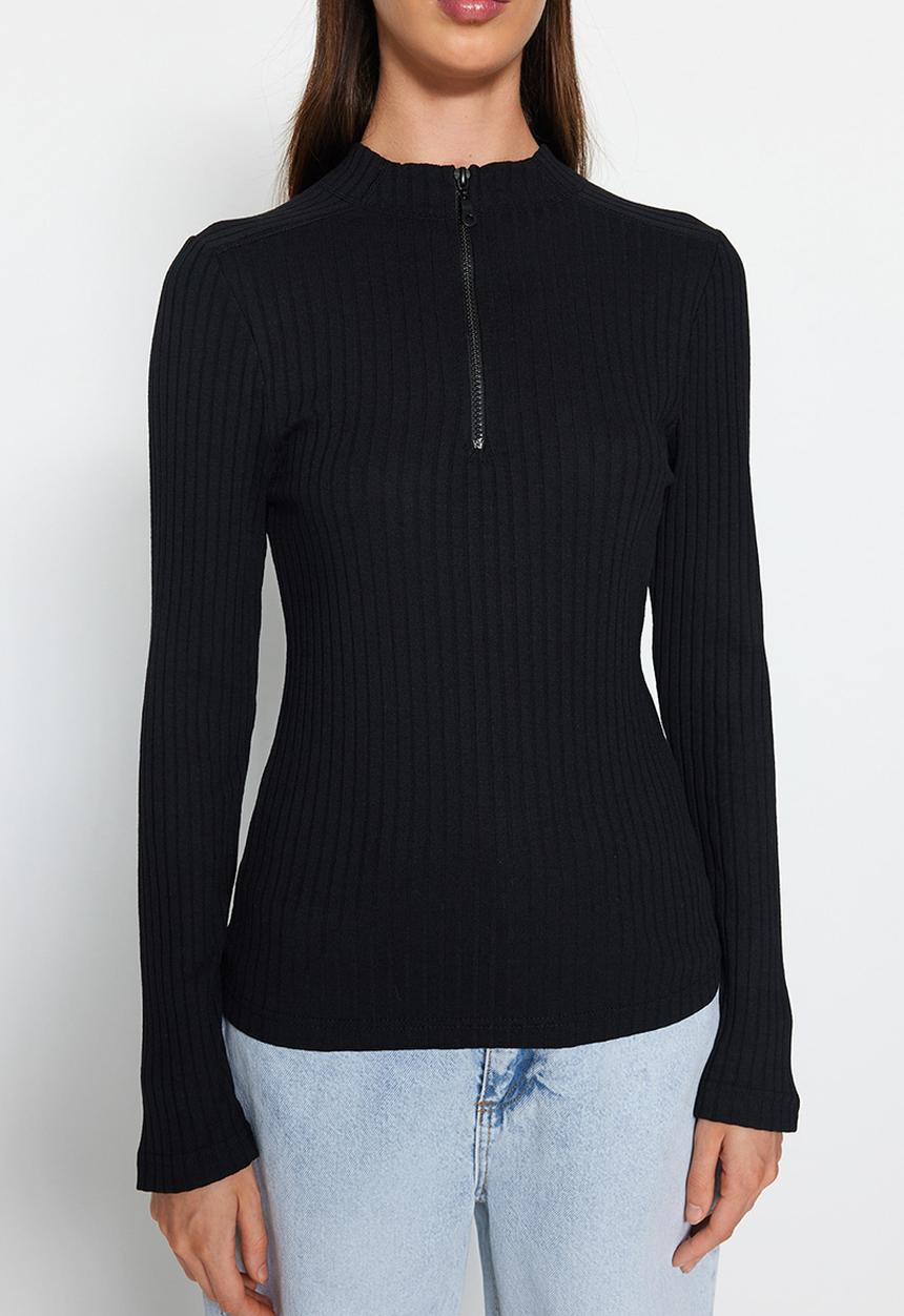 Trendyol - Regular zippered collar regular pattern knitted fitted body - black