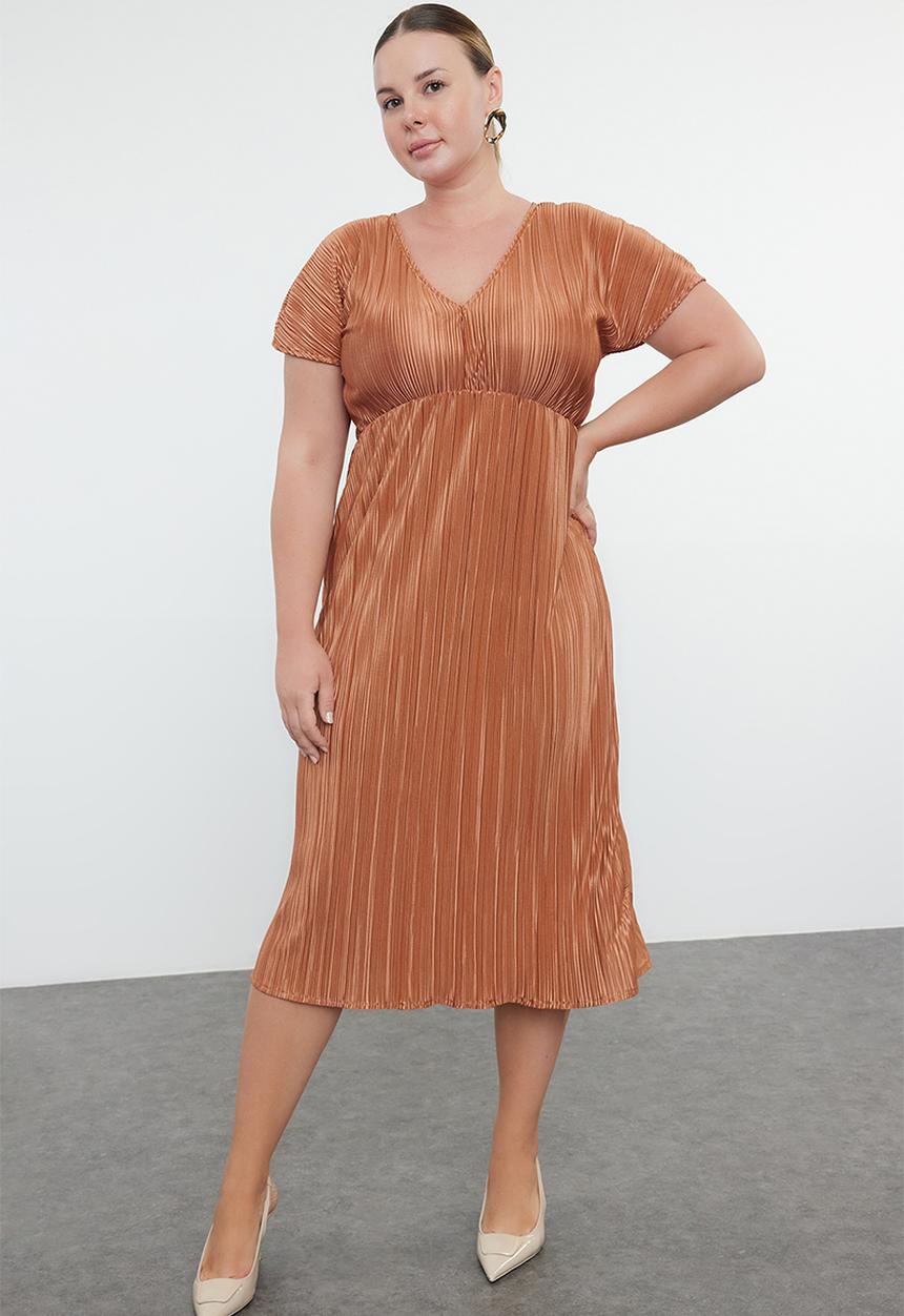Trendyol - Reversible Pleated Midi Plus Size Dress - Brown 