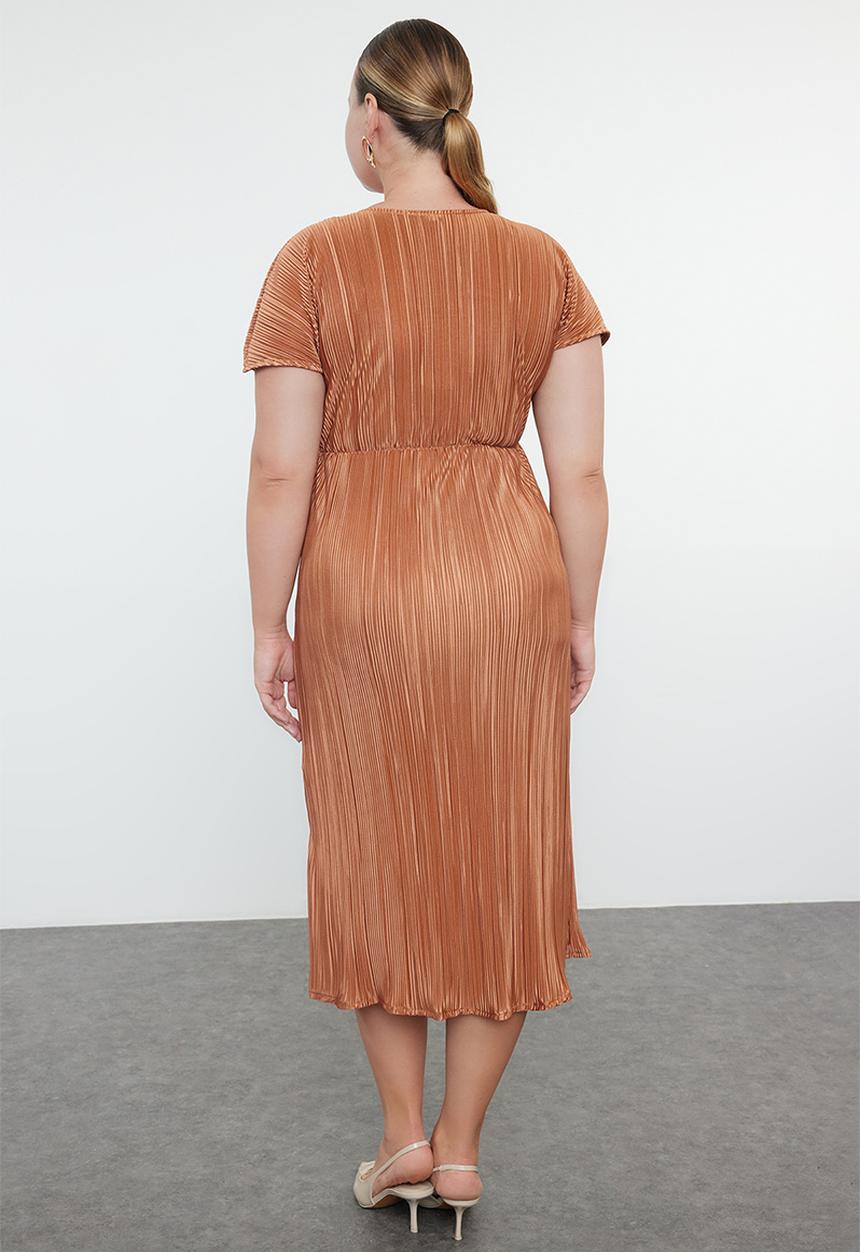 Trendyol - Reversible Pleated Midi Plus Size Dress - Brown 