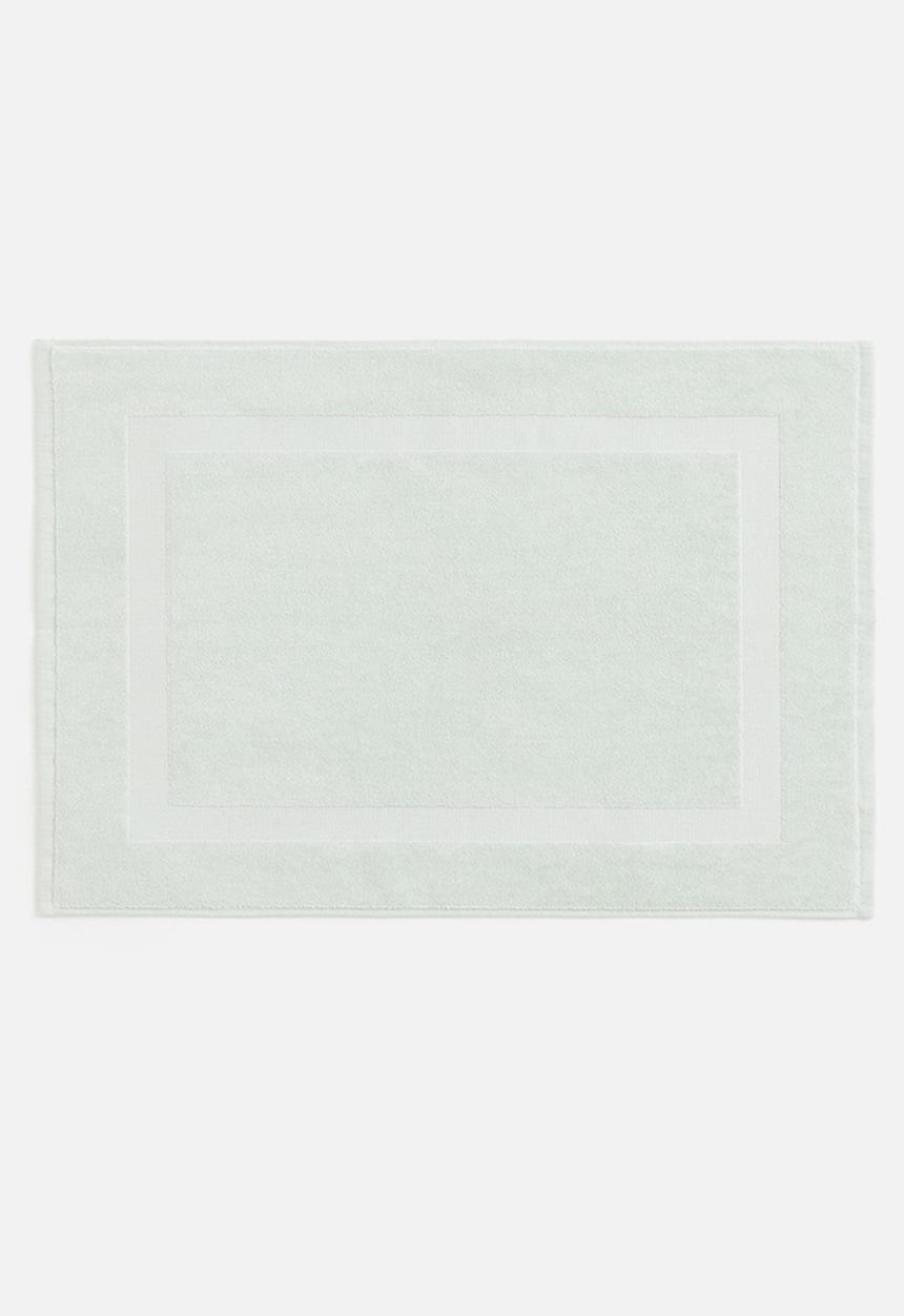 H&M - Velour bath mat - light dusty green