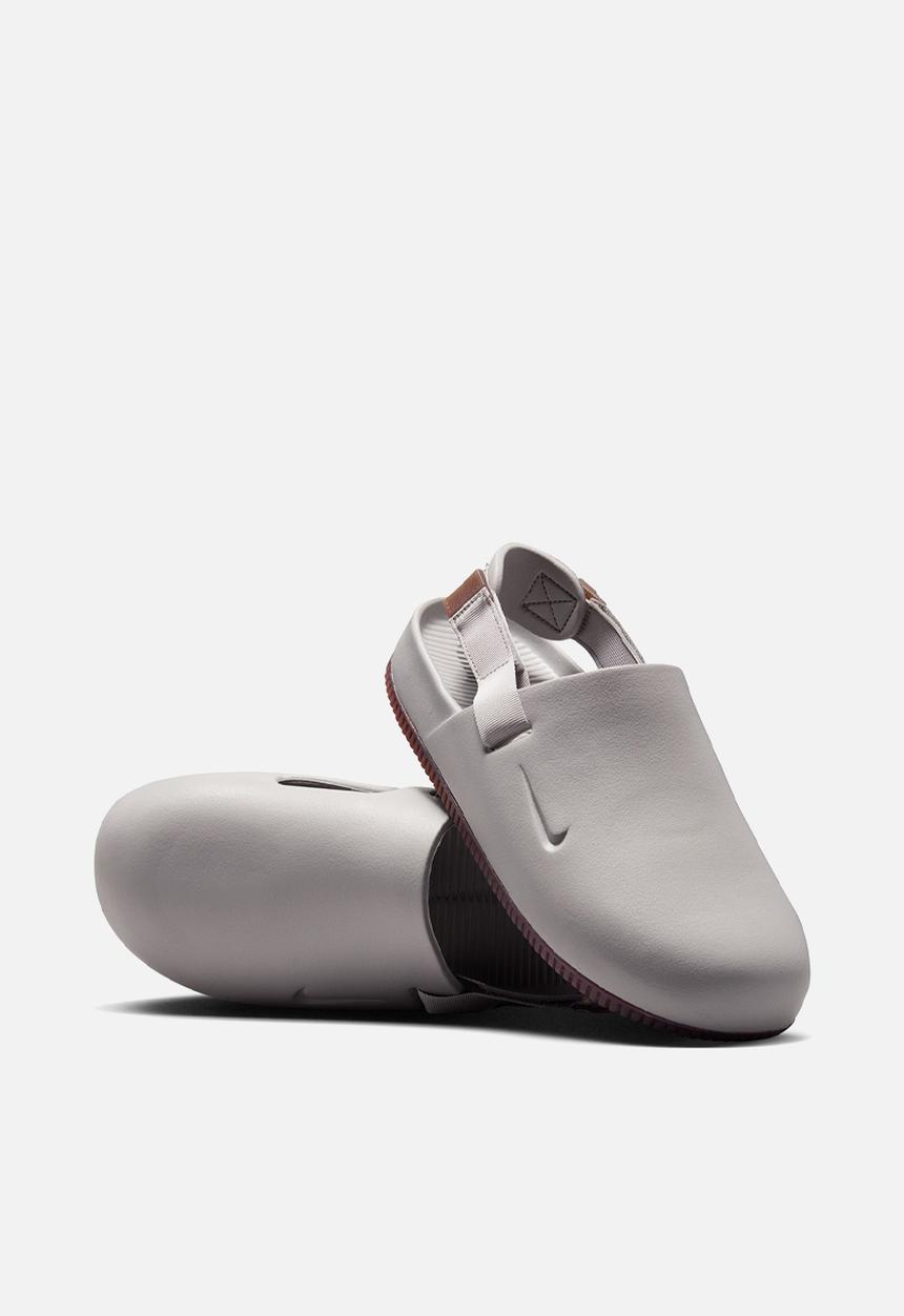 Nike - Nike Calm