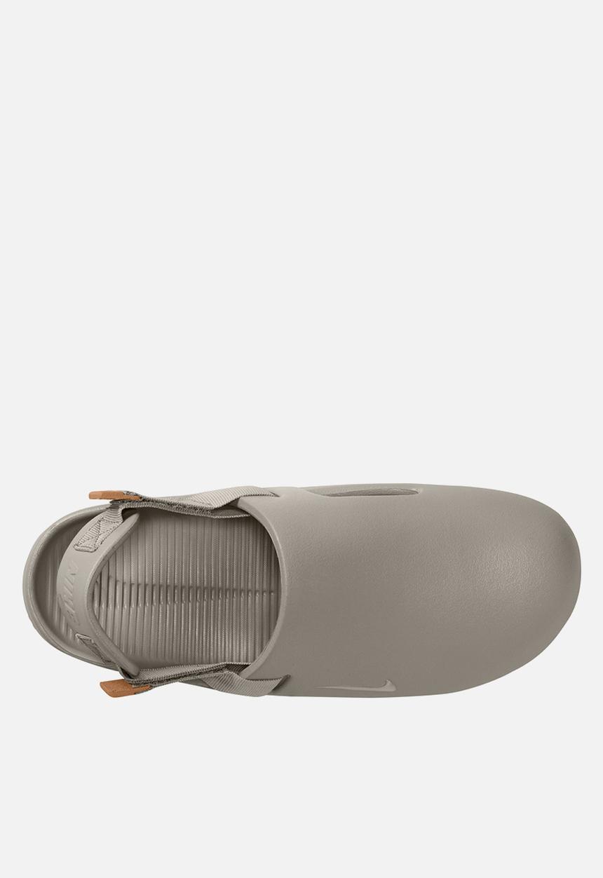 Nike - Nike Calm