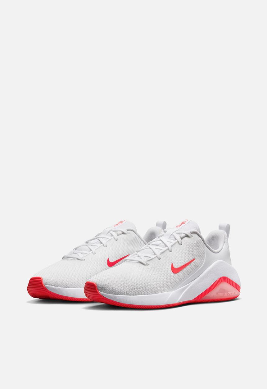 Nike - Nike Bella 7