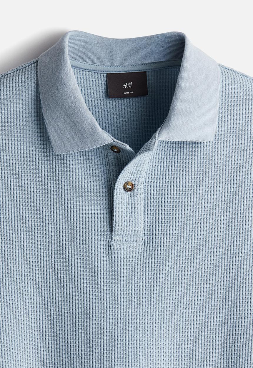 H&M - Slim fit waffled polo shirt - light blue 
